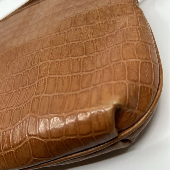 Vintage 80’s Fendi tan embossed crocodile shoulder crossbody bag - Picture 9 of 14